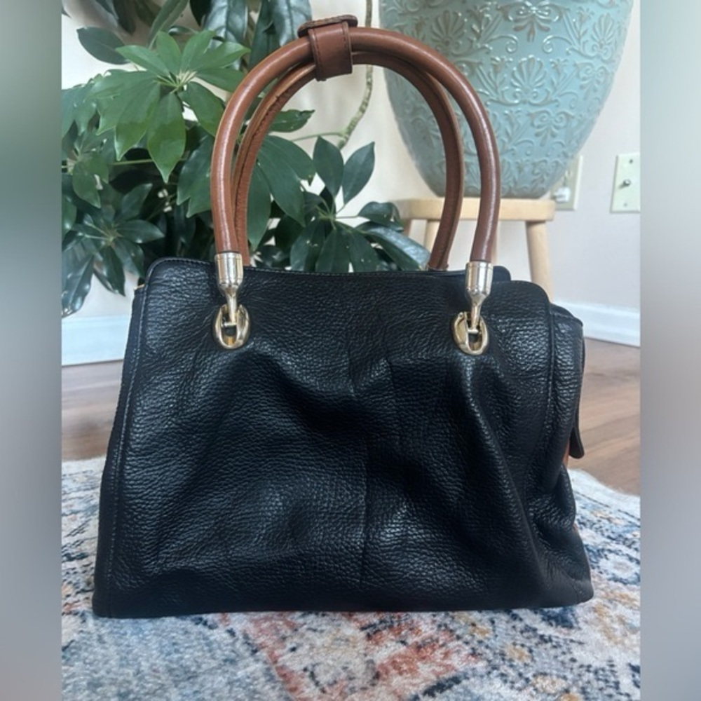 Valentina Genuine Leather Purse - Picture 3 of 12